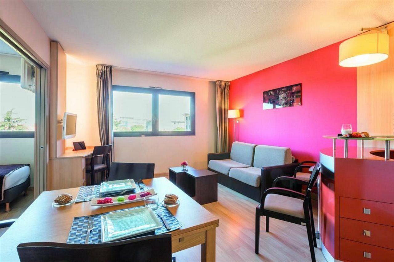 Clarion Aparthotel Toulouse Blagnac Airport Luaran gambar